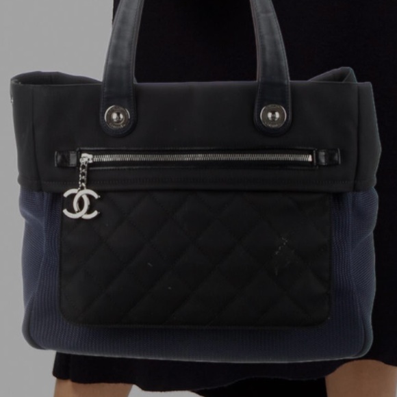 CHANEL Navy Tote - Picture 1 of 4